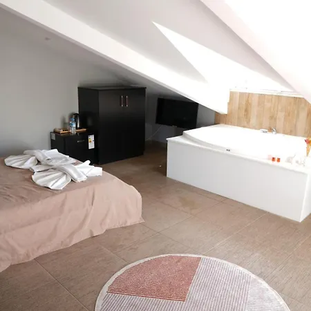 Destina Boutique Hotel