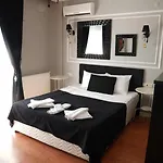 Destina Hotel