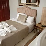 Destina Hotel *
